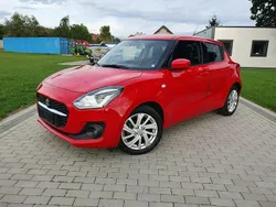 Czerwony Używany 2021 Suzuki Swift Hatchback | 44 500 zł (Dobra cena)