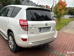 Biały Używany 2010 Toyota RAV4 SUV | 44 500 zł (Uczciwa cena)