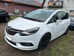 Biały Używany 2018 Opel Zafira OPC Minivan | 54 000 zł (Dość drogi)