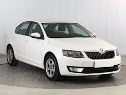 Biały Używany 2014 Skoda Octavia Hatchback | 31 999 zł (Super Cena)