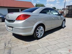 Używany 2006 Opel Astra Kabriolet | 14 400 zł (Uczciwa cena)