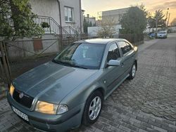 Inny kolor Używany 2003 Skoda Octavia Sedan/Limuzyna | 4700 zł (Uczciwa cena)