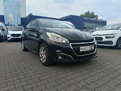 Szary Używany 2019 Peugeot 208 Active Hatchback | 29 900 zł (Super Cena)