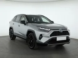Srebrny Używany 2023 Toyota RAV4 SUV | 179 999 zł (Uczciwa cena)