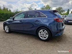 Niebieski Używany 2018 Kia Ceed 4 Hatchback | 49 900 zł (Dość drogi)