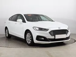 Biały Używany 2019 Ford Mondeo Hatchback | 51 499 zł (Dobra cena)