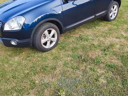 Granatowy Używany 2009 Nissan Qashqai SUV | 18 700 zł (Uczciwa cena)