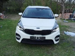 Biały Używany 2017 Kia Carens 2 Minivan | 39 000 zł (Uczciwa cena)