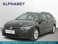 Czarny Używany 2021 VW Golf VIII Life Kombi | 59 900 zł (Uczciwa cena)