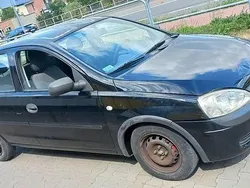 Czarny Używany 2002 Opel Corsa Sedan/Limuzyna | 1300 zł (Dobra cena)
