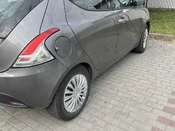 Inny kolor Używany 2014 Lancia Ypsilon Hatchback | 20 000 zł