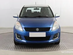 Niebieski Używany 2015 Suzuki Swift Hatchback | 32 999 zł (Uczciwa cena)