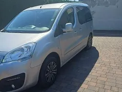 Srebrny (metalik) Używany 2017 Peugeot Partner Minivan | 28 750 zł (Dobra cena)