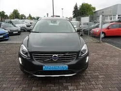 Czarny Używany 2017 Volvo XC60 SUV | 86 400 zł (Uczciwa cena)