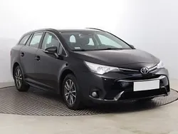 Czarny Używany 2018 Toyota Avensis Kombi | 54 999 zł (Uczciwa cena)
