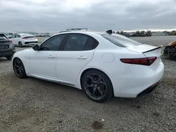 Czerwony Używany 2018 Alfa Romeo Giulia Sedan/Limuzyna | 49 070 zł