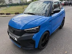 Czarny Używany 2023 Ligier JS50 Hatchback | 94 900 zł