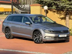 Srebrny Używany 2019 VW Passat Highline Kombi | 64 900 zł (Dobra cena)
