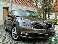 Brązowy (metalik) Używany 2018 Skoda Octavia Kombi | 49 900 zł (Dobra cena)