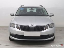 Srebrny Używany 2018 Skoda Octavia Kombi | 49 999 zł (Dobra cena)