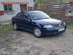 Granatowy Używany 2001 VW Passat Sedan/Limuzyna | 12 345 zł