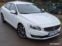 Biały Używany 2017 Volvo S60 Sedan/Limuzyna | 55 999 zł (Dobra cena)
