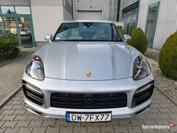 Srebrny Używany 2019 Porsche Cayenne Sport SUV | 349 000 zł