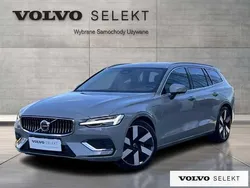 Szary Używany 2025 Volvo V60 Kombi | 219 900 zł