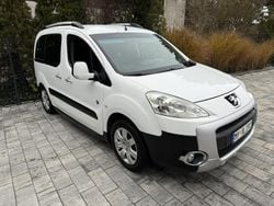 Biały Używany 2012 Peugeot Partner Van | 24 900 zł (Uczciwa cena)