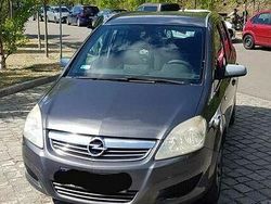 Szary Używany 2008 Opel Zafira Minivan | 6900 zł (Uczciwa cena)