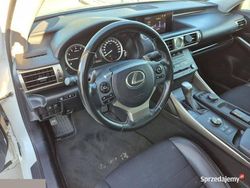 Biały Używany 2016 Lexus IS200t Sedan/Limuzyna | 74 500 zł