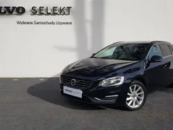 Niebieski ciemny Używany 2017 Volvo V60 Kombi | 98 900 zł (Drogi)