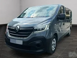 Szary (metalik) Używany 2016 Renault Trafic Van | 89 000 zł