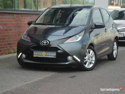 Szary (metalik, perła) Używany 2018 Toyota Aygo Hatchback | 32 990 zł (Super Cena)