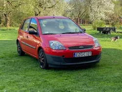 Czerwony Używany 2006 Ford Fiesta Hatchback | 5900 zł (Uczciwa cena)