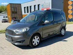 Szary (metalik) Używany 2017 Ford Tourneo Courier Minivan | 18 900 zł