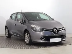 Srebrny Używany 2015 Renault Clio IV Hatchback | 29 999 zł (Super Cena)