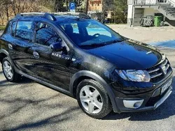 Brązowy Używany 2016 Dacia Sandero Stepway Hatchback | 28 900 zł (Uczciwa cena)
