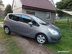 Beżowy Używany 2010 Opel Meriva Minivan | 20 500 zł (Uczciwa cena)
