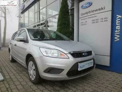 Srebrny Używany 2010 Ford Focus Sedan/Limuzyna | 29 700 zł