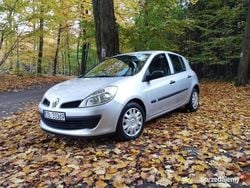 Srebrny Używany 2007 Renault Clio II Hatchback | 8900 zł (Uczciwa cena)