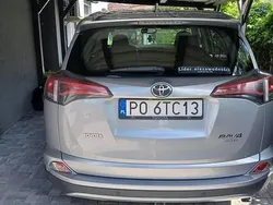 Srebrny Używany 2018 Toyota RAV4 SUV | 56 200 zł (Uczciwa cena)