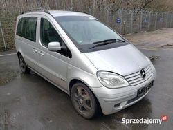 Srebrny Używany 2005 Mercedes Vaneo Minivan | 8900 zł