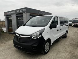 Biały Używany 2017 Opel Vivaro Van | 58 900 zł (Uczciwa cena)