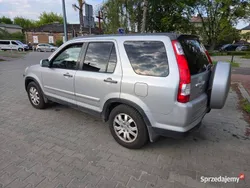 Srebrny Używany 2005 Honda CR-V SUV | 11 999 zł