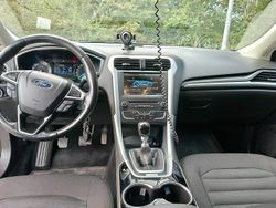 Biały Używany 2016 Ford Mondeo Hatchback | 44 000 zł (Dość drogi)