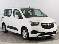 Biały Używany 2019 Opel Combo Minivan | 48 999 zł (Dobra cena)