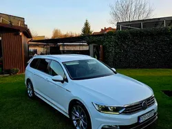Biały Używany 2016 VW Passat R-line Kombi | 65 999 zł (Uczciwa cena)