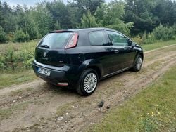 Czarny Używany 2010 Fiat Punto Evo Hatchback | 10 500 zł (Uczciwa cena)