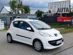 Biały Używany 2009 Peugeot 107 Hatchback | 14 900 zł